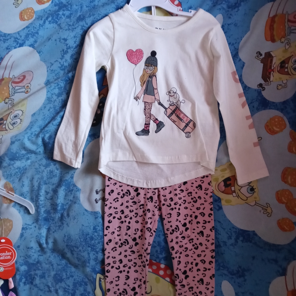DKNY set